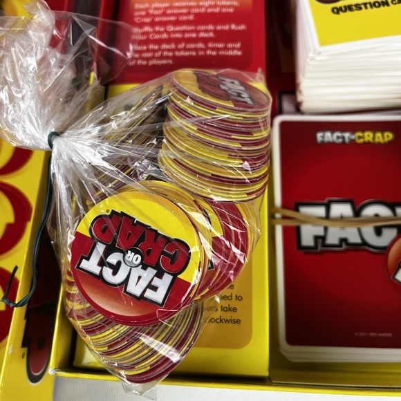 2011 Fact or Crap Board Game Family Game Trivia with Attitude, English Ages 12+ - Picture 9 of 16